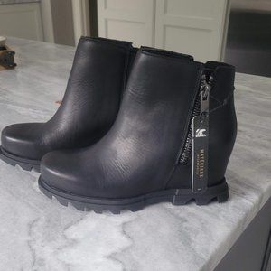 SOREL JOAN OF ARCTIC WEDGE ZIP BOOT 6.5 NWT